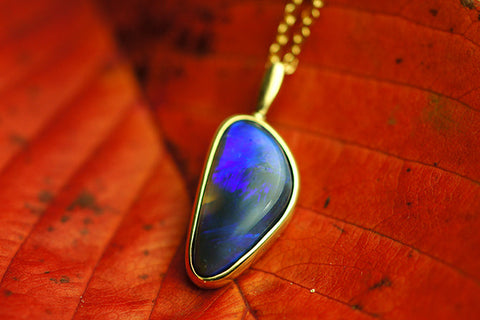 ブラックオパール18kペンダントトップ Black opal 18 gold pendant top